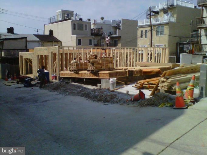 3420 Gunther Way unit D, Baltimore, MD 21224 - photo 1