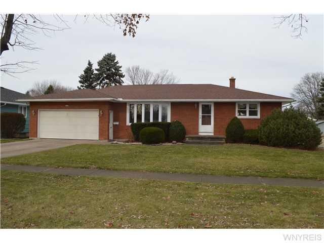 358 Rosebrock St, North Tonawanda, NY 14120 - photo 1
