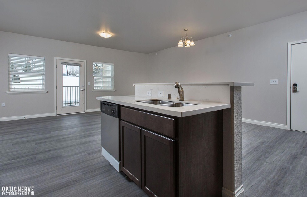 3bed islandlivingroom