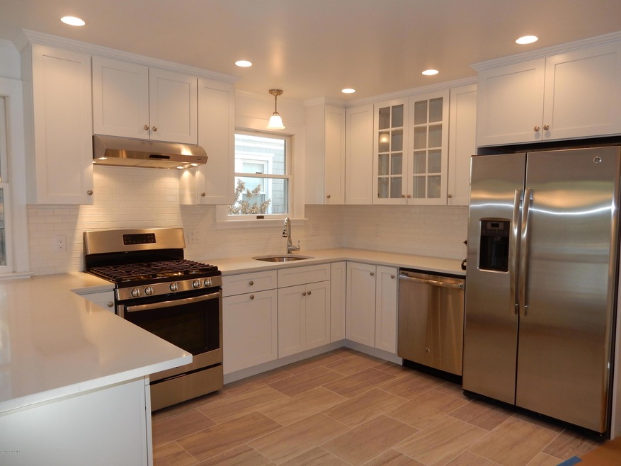 157 E Elm St unit A, Greenwich, CT 06830 - photo 1