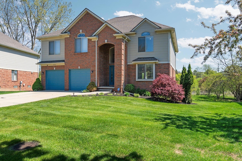 For Sale $565,000 • Co-Listing Agent