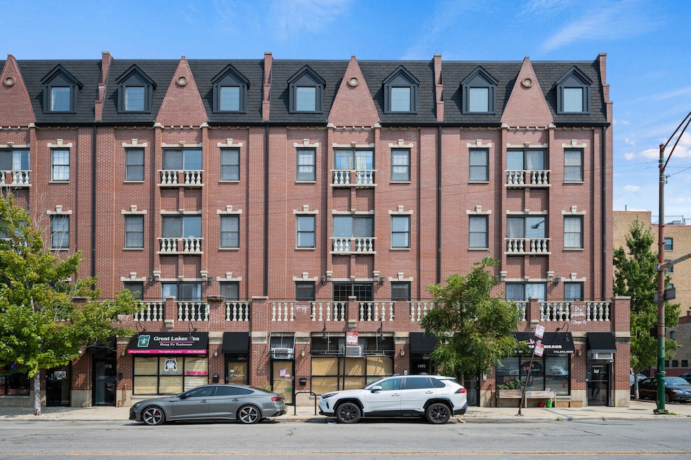 1402 W Grand Ave unit 2, Chicago, IL 60642 - photo 1