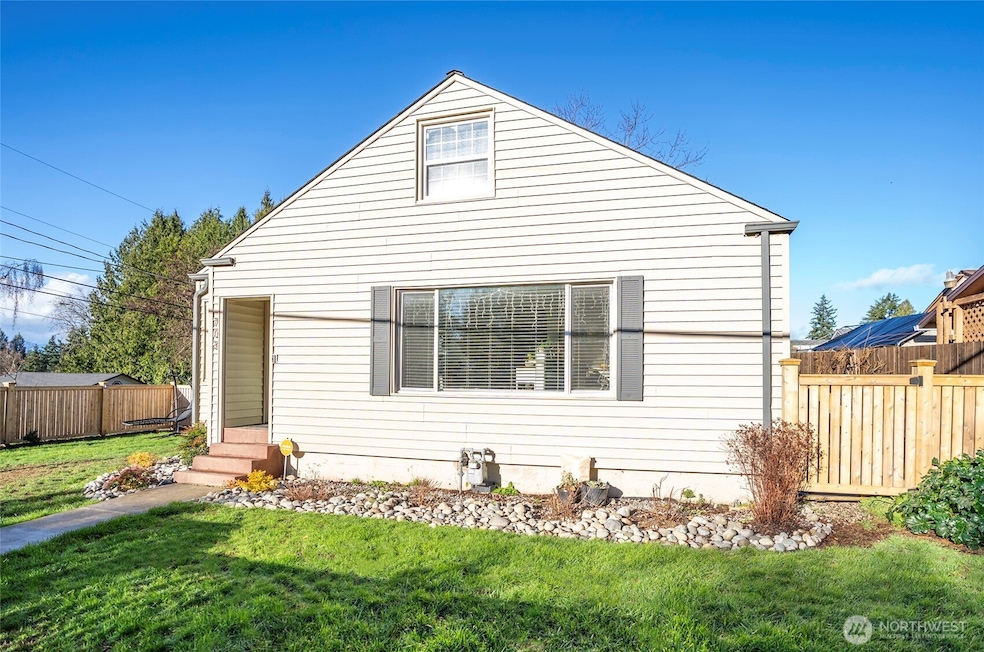 703 Melcher St, Port Orchard, WA 98366 - photo 1