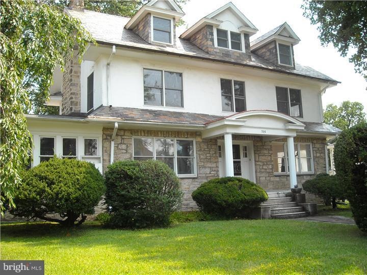 335 N Lansdowne Ave, Lansdowne, PA 19050 - photo 1