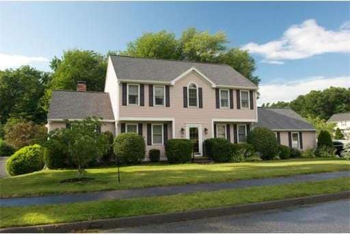 56 Hillando Dr, Shrewsbury, MA 01545 - photo 1