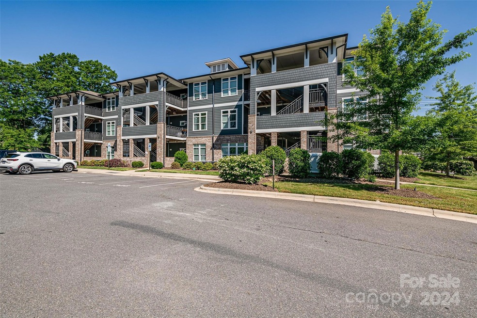 935 McAlway Rd unit 303, Charlotte, NC 28211 - photo 1