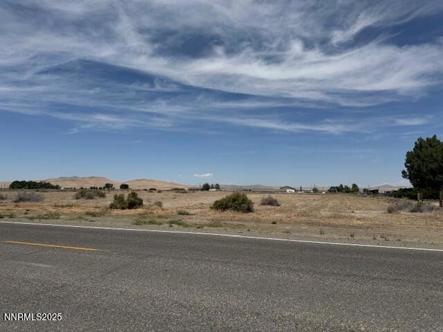 35 W Rose Creek Rd, Winnemucca, NV 89445 - photo 1