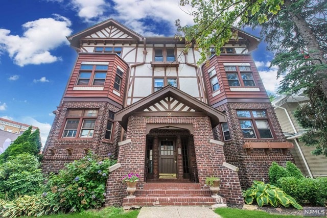 51 S Park St unit C0302, Montclair, NJ 07042 - photo 1