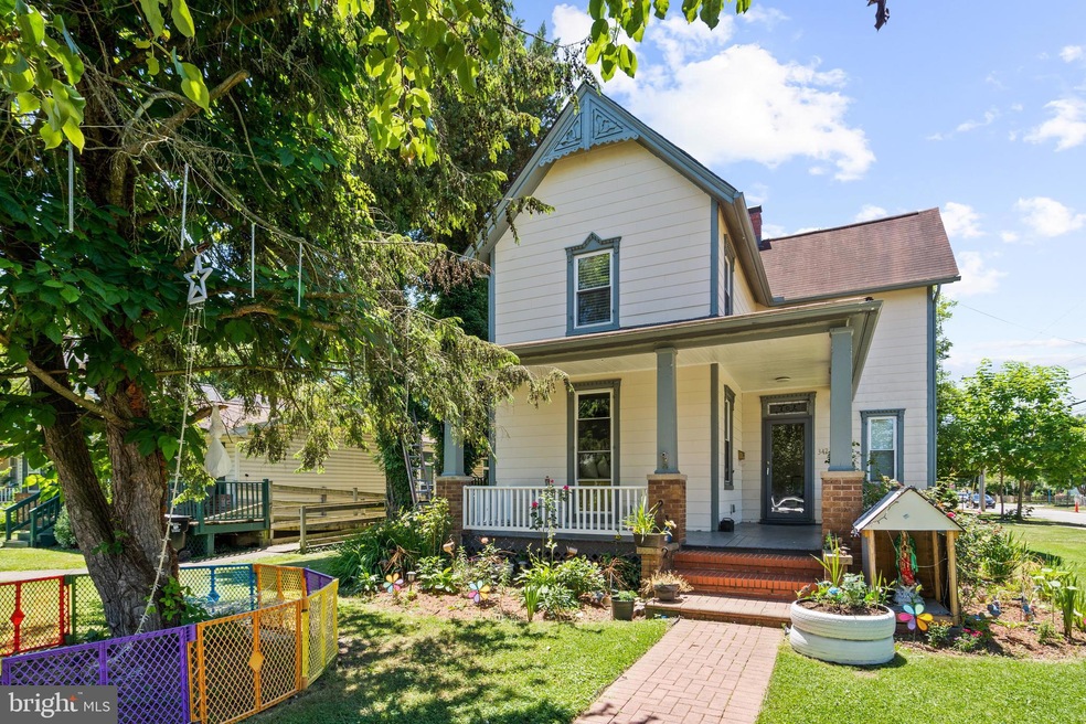 342 Laurel Ave, Laurel, MD 20707 - photo 1