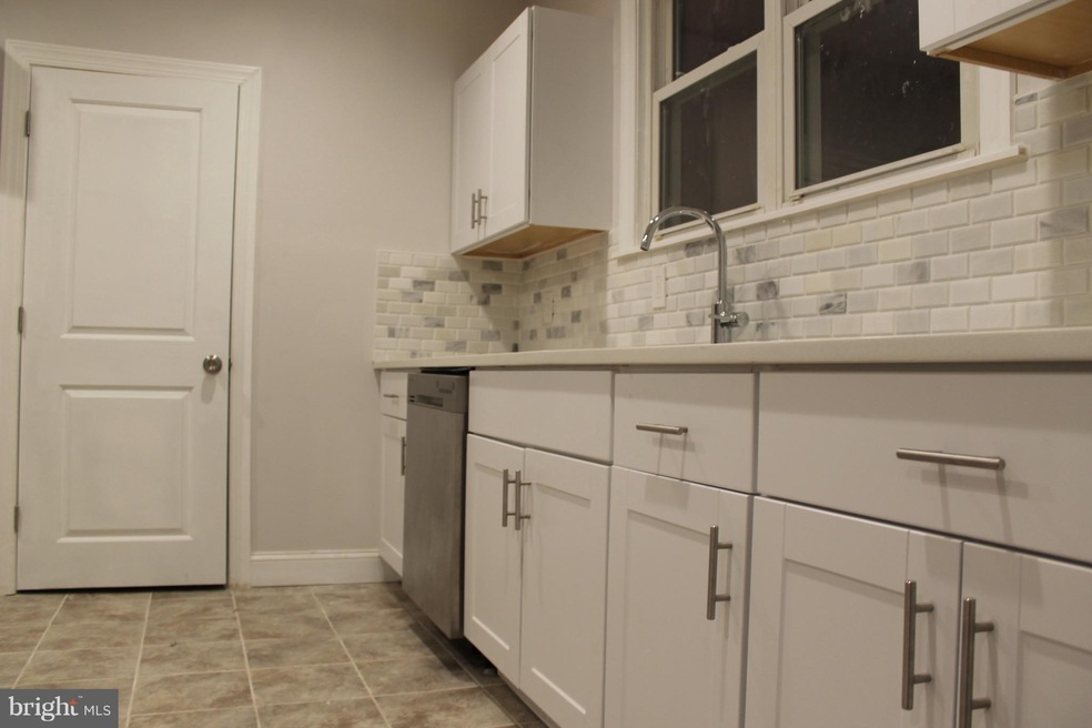 429 Holly Rd, Lansdowne, PA 19050 - photo 1