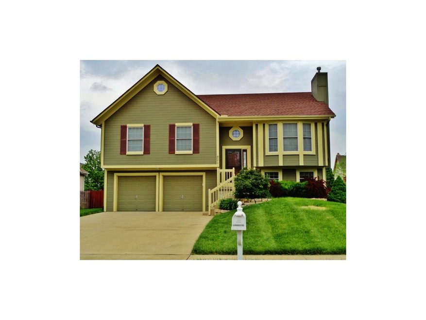 821 COTTONWOOD