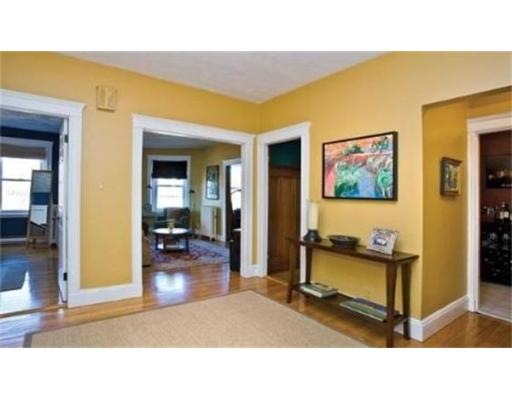 11 University Rd unit 3, Brookline, MA 02445 - photo 1