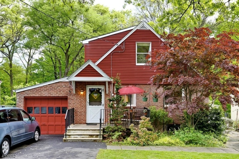 27 Andrew Ave, Oakland, NJ 07436 - photo 1