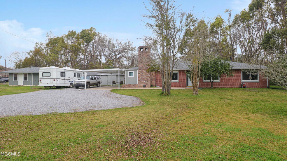 107 N Jeff Davis Ave, Long Beach, MS 39560 - photo 1