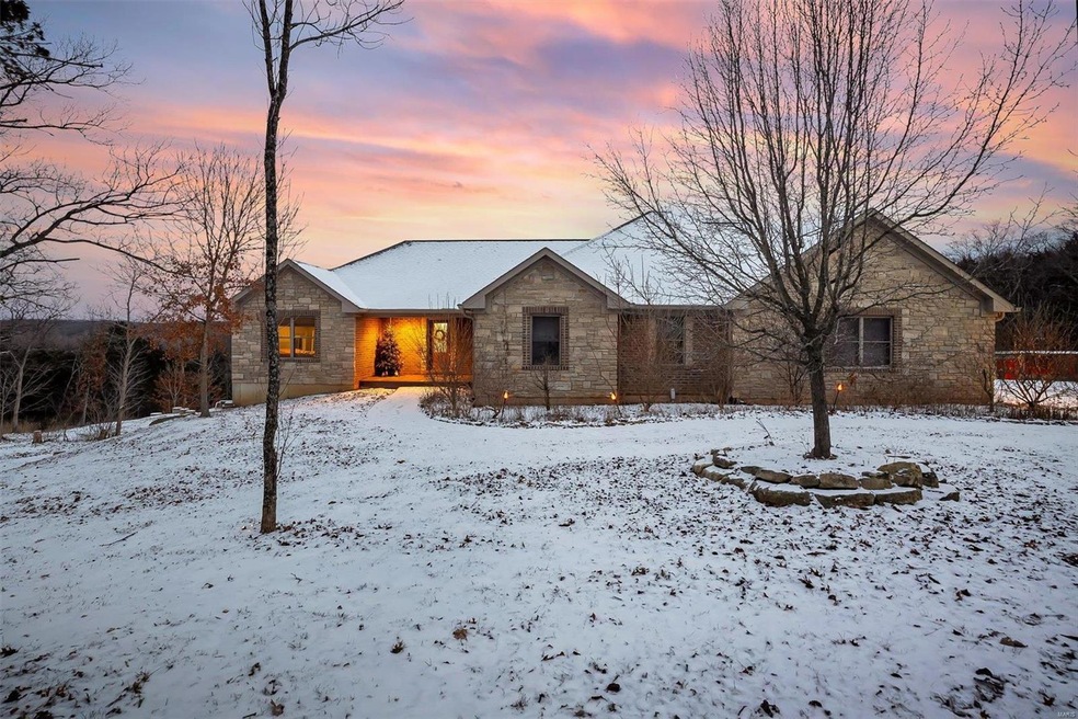 208 Calvey Crossing Ln, Robertsville, MO 63072 - photo 1