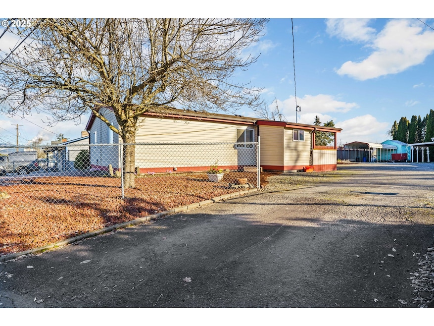 463 S 46th St, Springfield, OR 97478 - photo 1