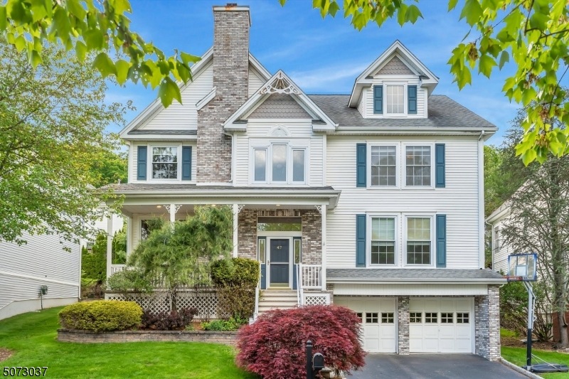 47 Hunters Run, Oakland, NJ 07436 - photo 1