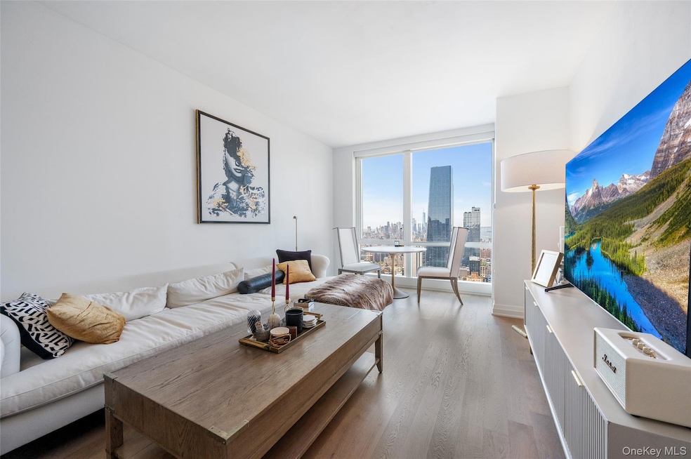 Coming Soon $1,998,000