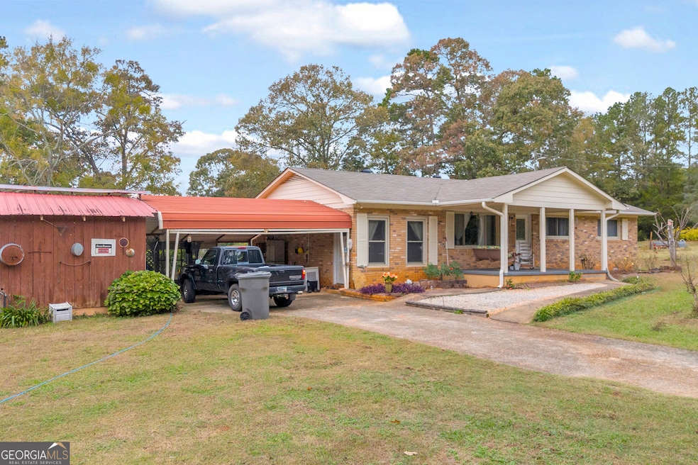 2845 Hunters Creek Rd, Carnesville, GA 30521 - photo 1