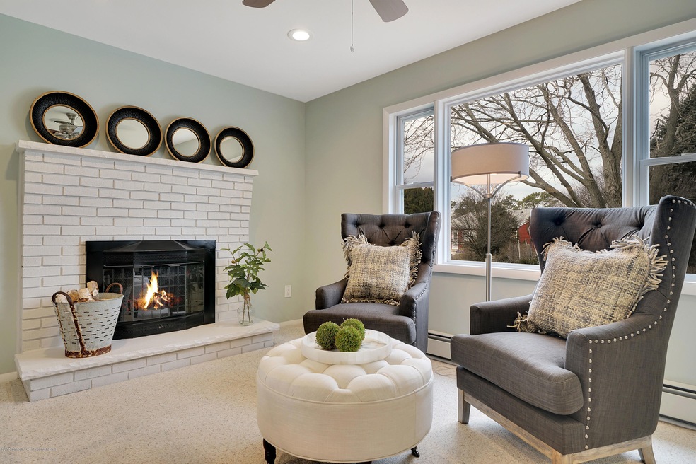 19 Bedford Ct, Toms River, NJ 08757 - photo 1