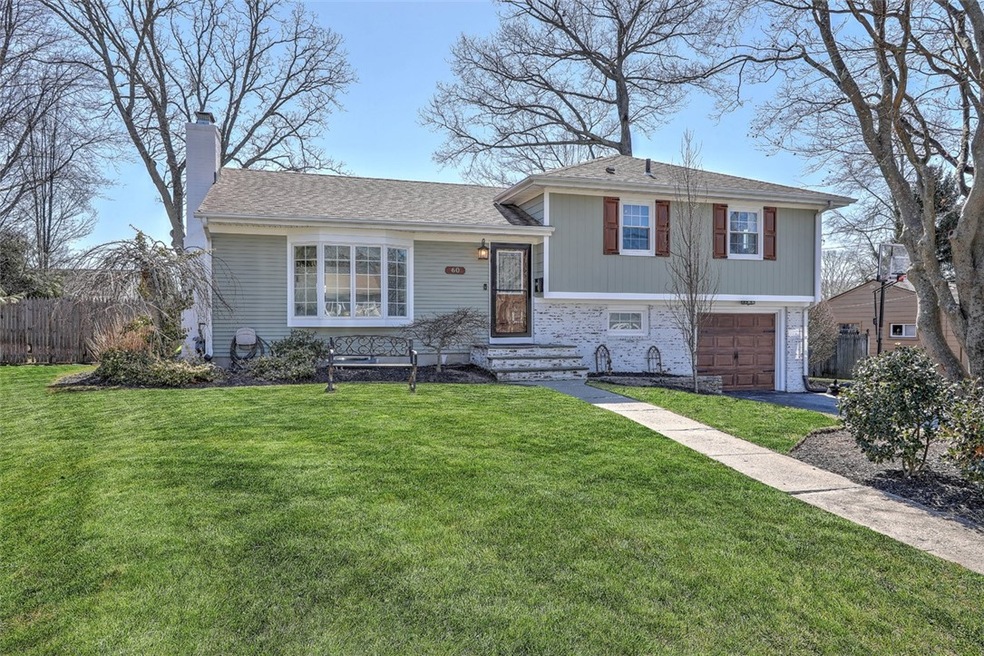 60 E Bel Air Rd, Cranston, RI 02920 - photo 1