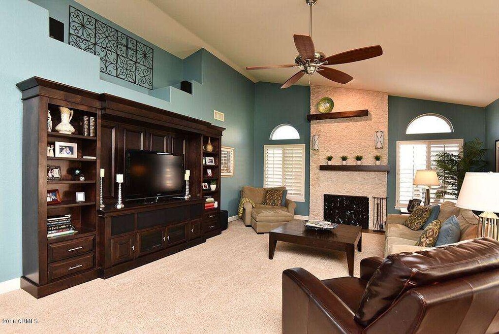 hilliard-family room