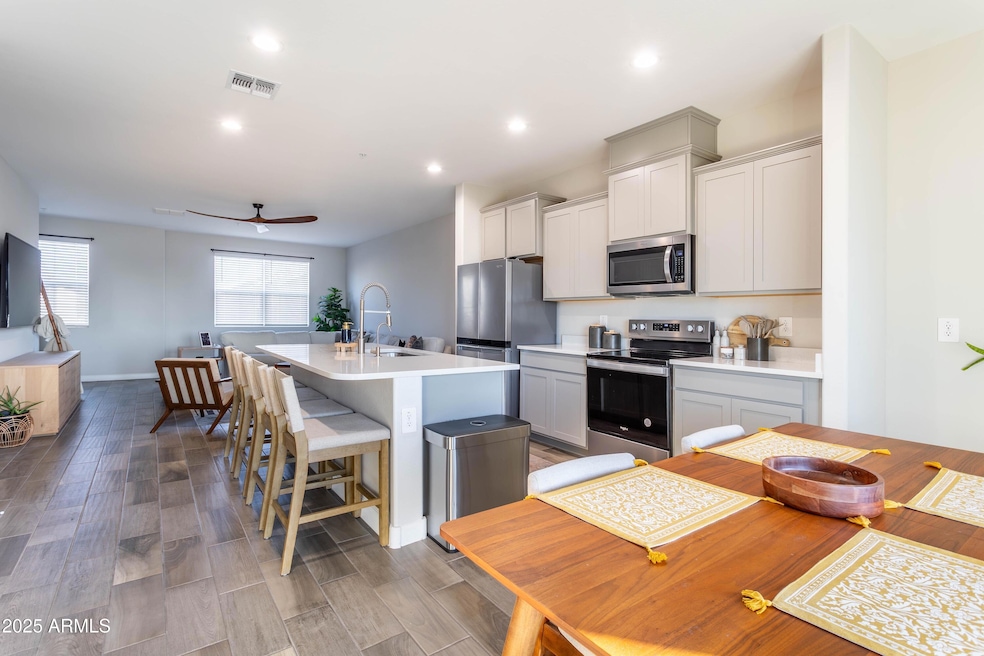 1255 N Arizona Ave unit 1248, Chandler, AZ 85225 - photo 1