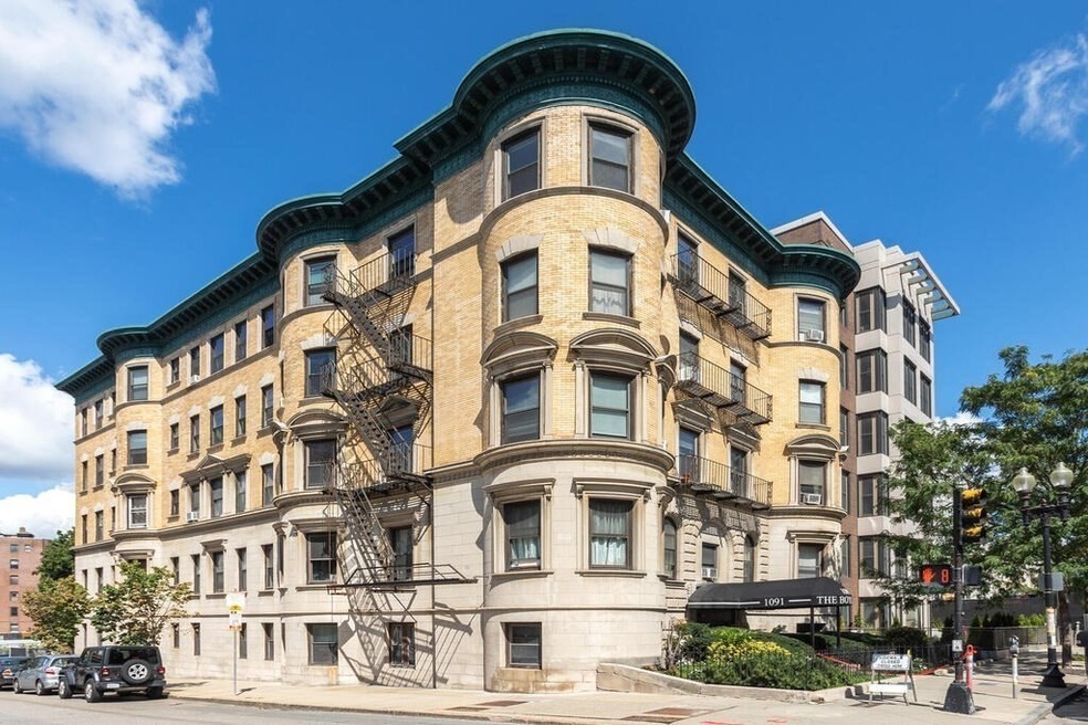 1091 Boylston St unit 26, Boston, MA 02215 - photo 1