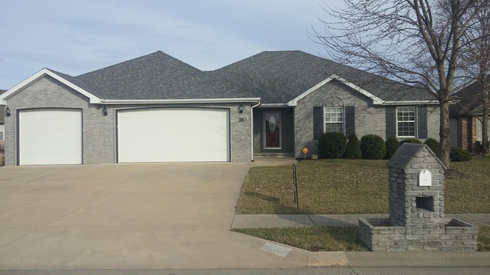 632 Ritter Ave, Nixa, MO 65714 - photo 1