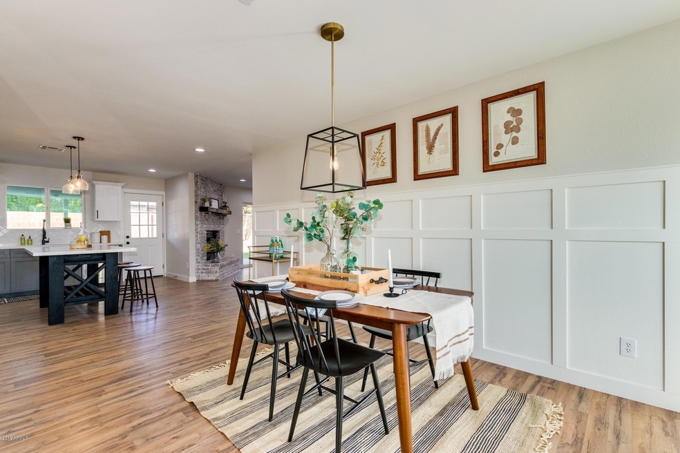 9512 E Fenimore Rd, Mesa, AZ 85207 - photo 1