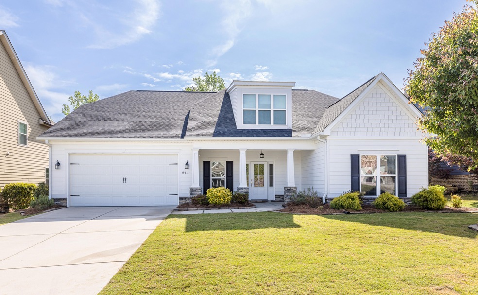 841GlencoeWay-01