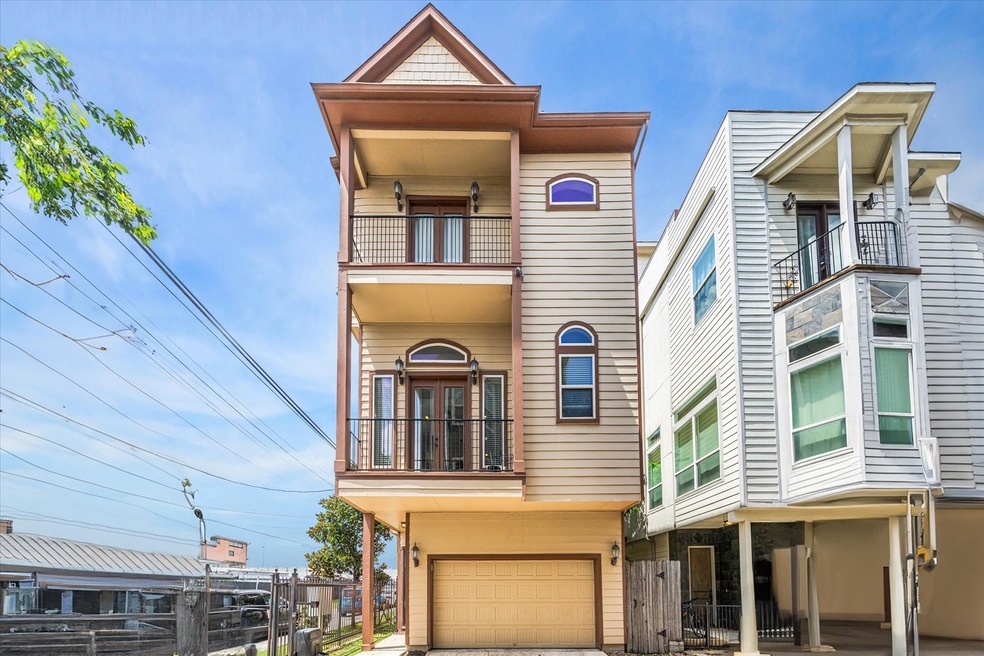 Fantastic home in fabulous area!