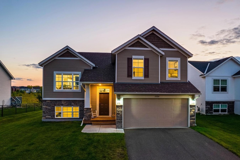 2019 built beauty - meticulously maintained