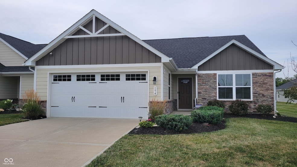 194 John's Island Way, Whiteland, IN 46184 - photo 1