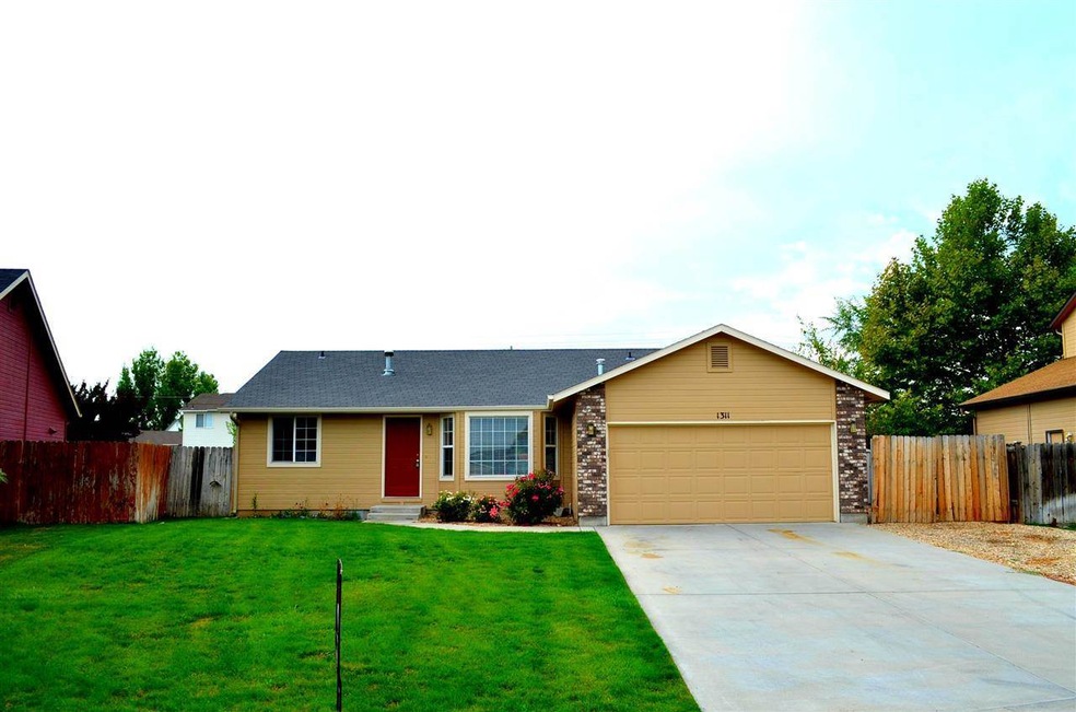 1311 W Hawaii Ave, Nampa, ID 83686 - photo 1