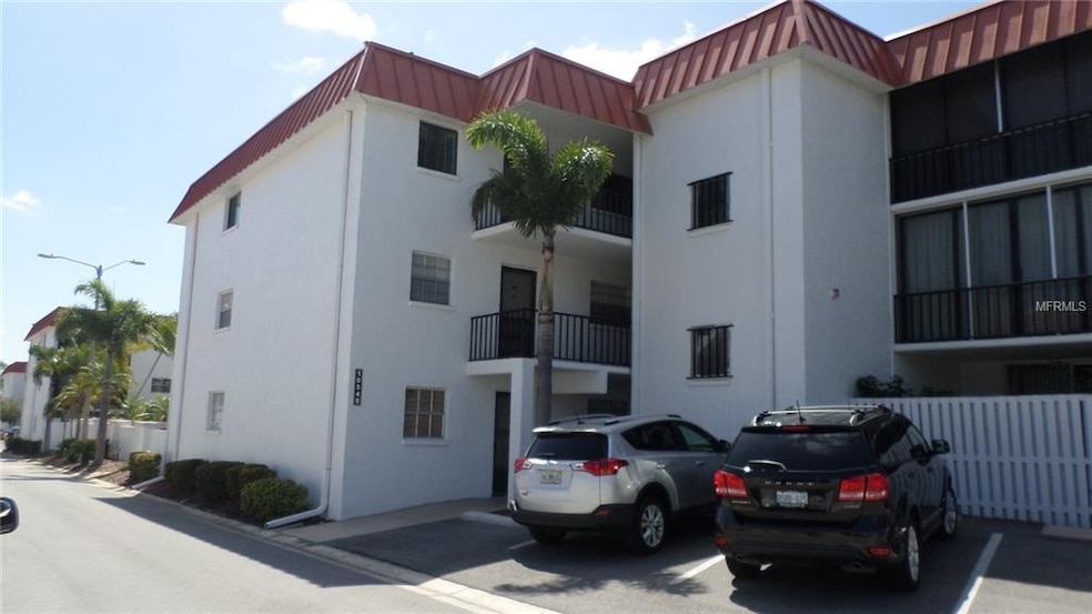 Ground floor, end unit