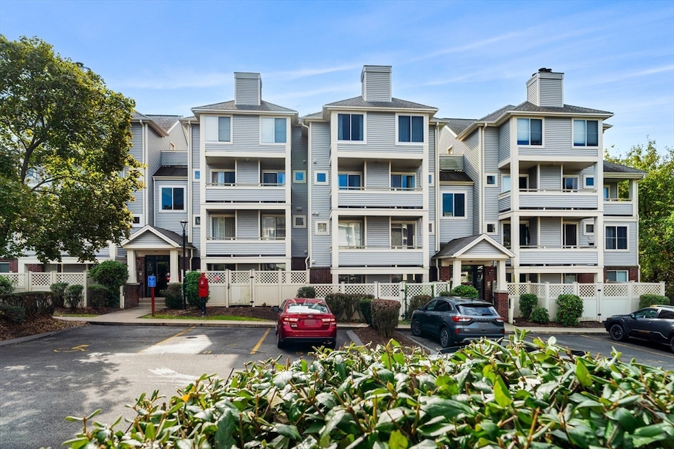 200 Falls Blvd unit C308, Quincy, MA 02169 - photo 1