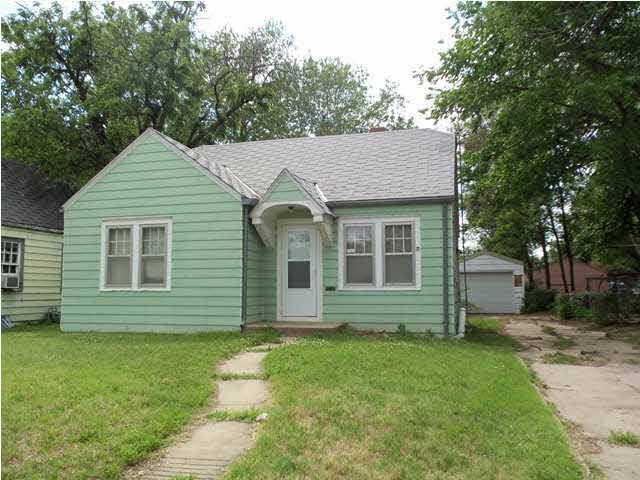 1531 S Kansas