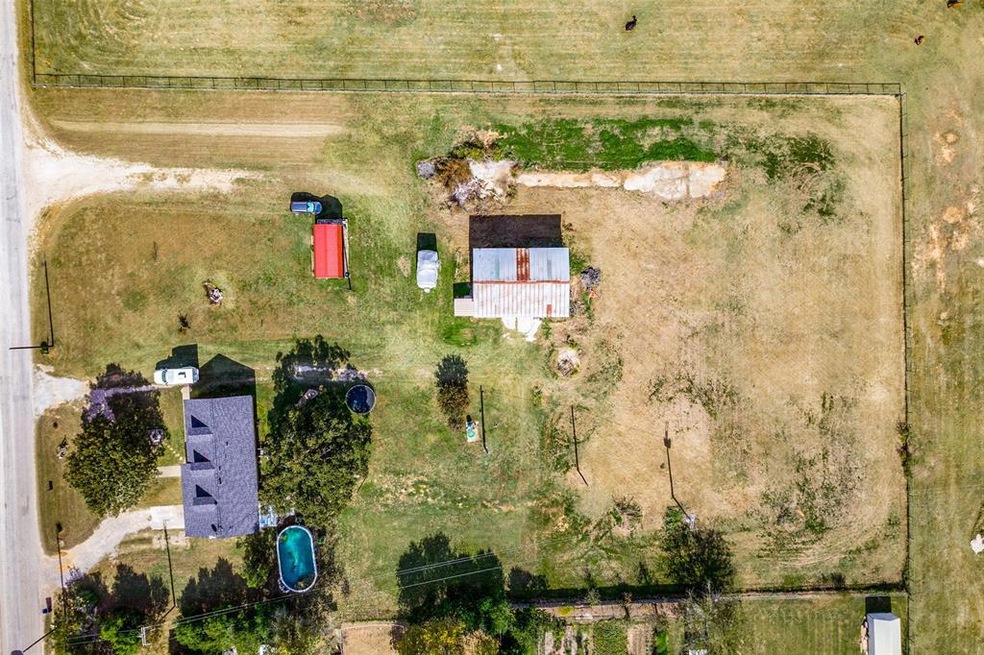 1303 County Road 4797, Springtown, TX 76082 - photo 1