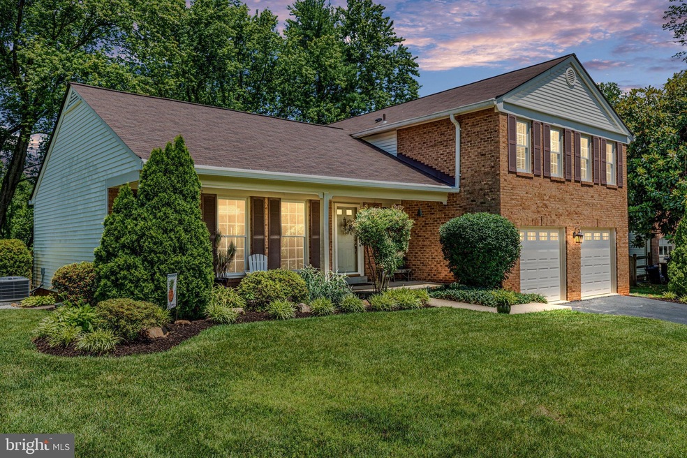 9928 Marquand Dr, Burke, VA 22015 - photo 1