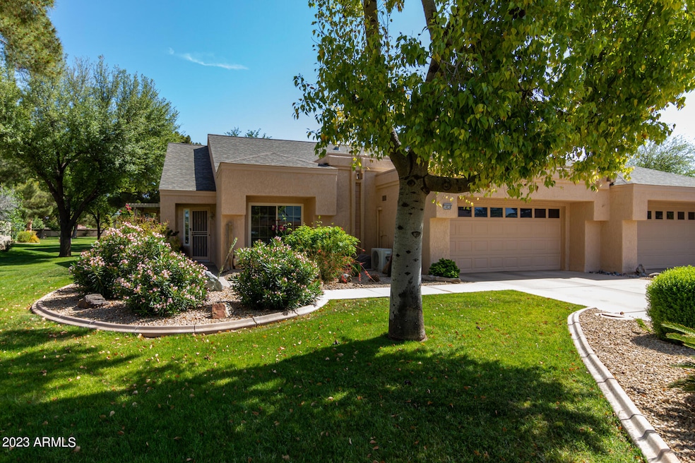 End of cul-de-sac for privacy & views