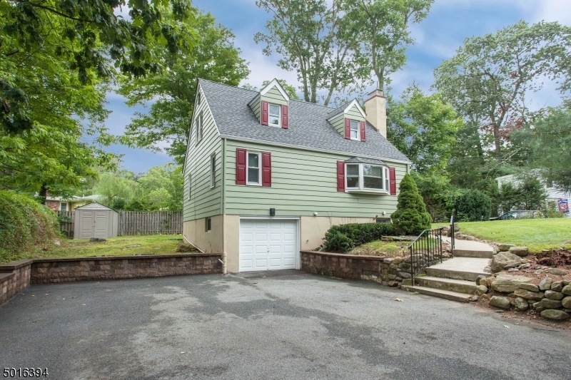 4 Cabot Ln, Kinnelon, NJ 07405 - photo 1