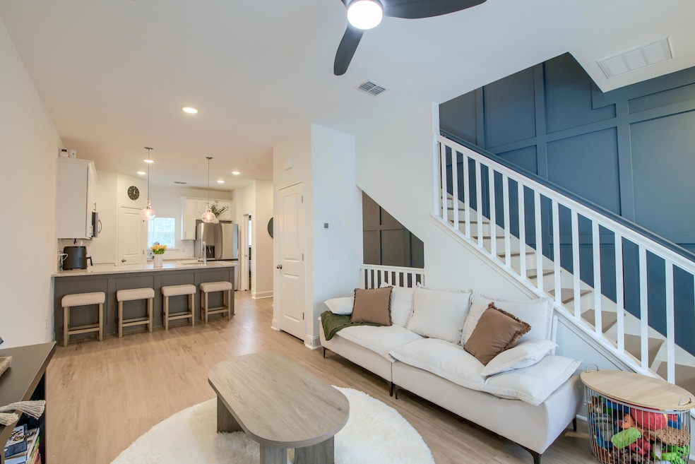 1263 Allusion Ln unit 402, Mount Pleasant, SC 29466 - photo 1