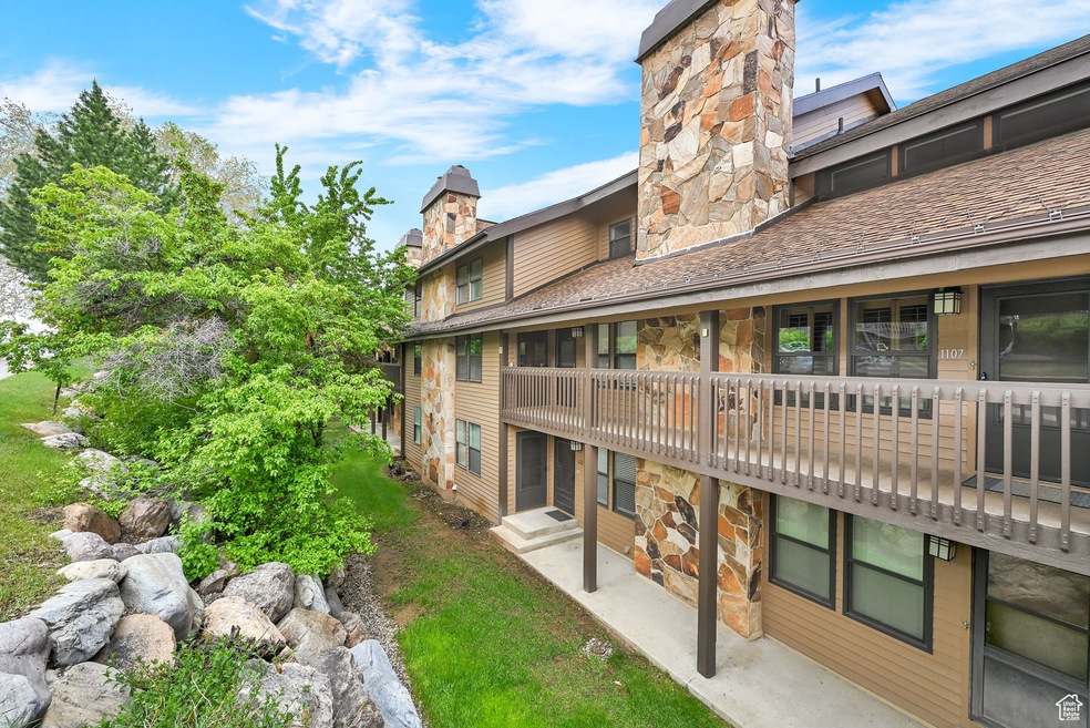 Under Contract $405,000 • Co-Listing Agent