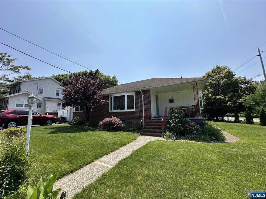 Sold $650,000 • Co-Listing Agent