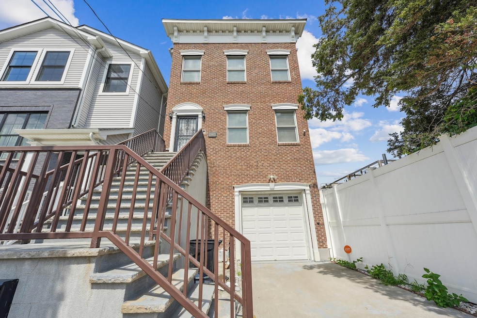 16 Fisk St unit 1, Jersey City, NJ 07305 - photo 1