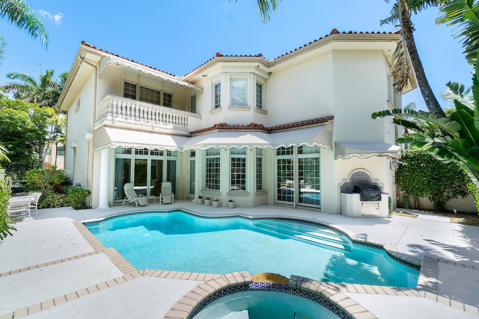 256_Everglades_Avenue_31