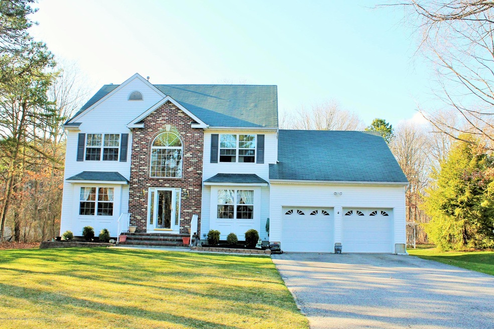 Beautiful Center Hall Colonial