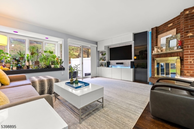 149 Marion Dr unit 149, West Orange, NJ 07052 - photo 1