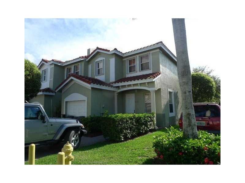 4384 NW 115th Ct, Doral, FL 33178 - photo 1